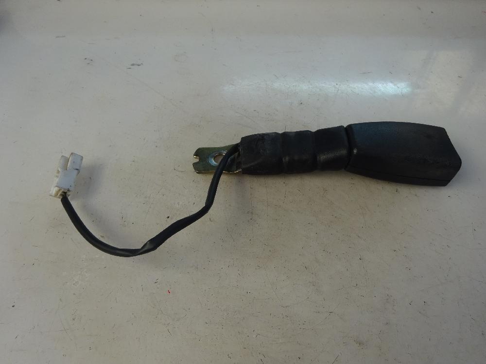 ANCLAJE CINTURON DELANTERO IZQUIERDO HYUNDAI GETZ 2005 1.5 CRDI MT 82CV