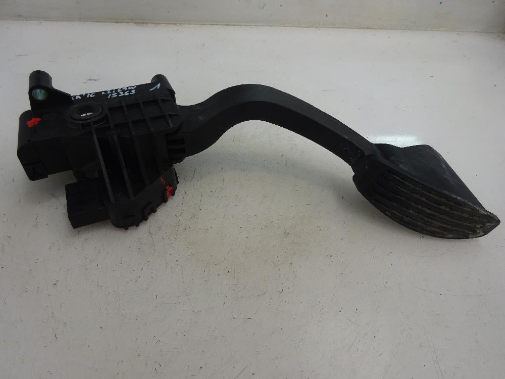 POTENCIOMETRO PEDAL FORD KA 1.2 MT 69CV | 51KW