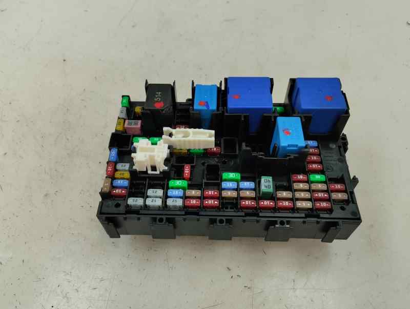 CAJA RELES FUSIBLES RENAULT CAPTUR 1.0 MT 100CV | 74KW