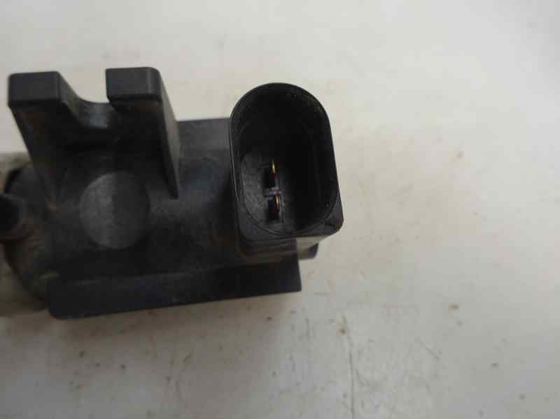 VALVULA AIRE ADICIONAL VOLKSWAGEN TRANSPORTER 2.5 TDI LWB L2H2 MT 131CV