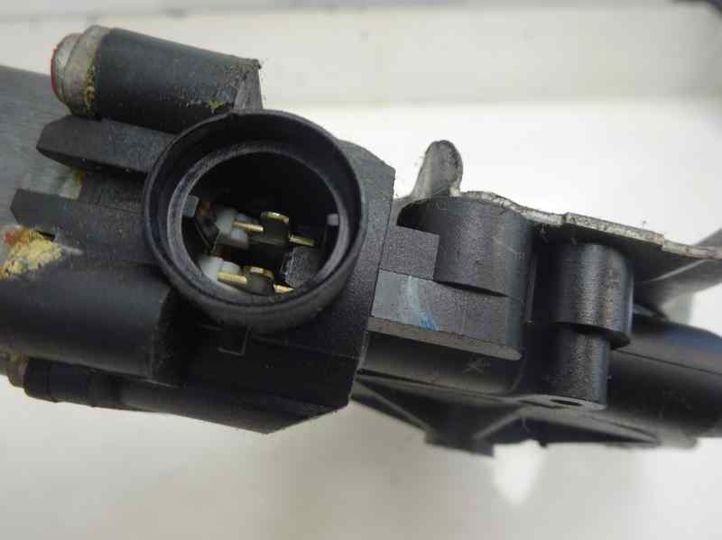 ELEVALUNAS TRASERO DERECHO NISSAN ALMERA 1.5 MT 98CV | 72KW