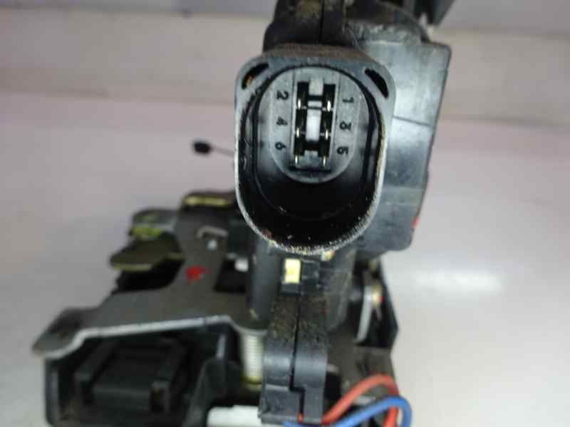 CERRADURA PUERTA TRASERA DERECHA VOLKSWAGEN GOLF 1.9 TDI MT 100CV