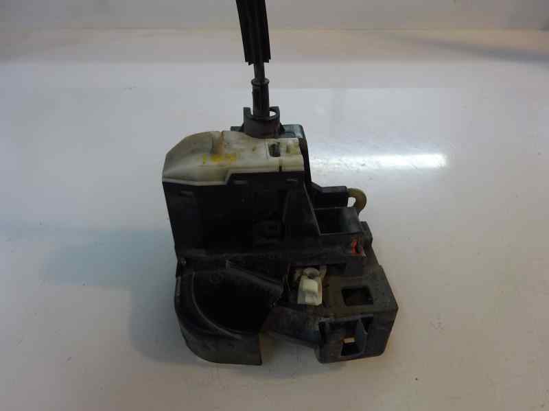 CERRADURA PUERTA DELANTERA DERECHA RENAULT CLIO 1.9 D MT 64CV | 47KW