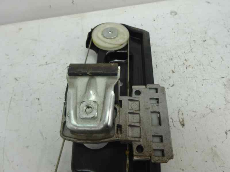 ELEVALUNAS TRASERO IZQUIERDO MERCEDES BENZ CLASE E 2004 2.7 AT 177CV | 130KW