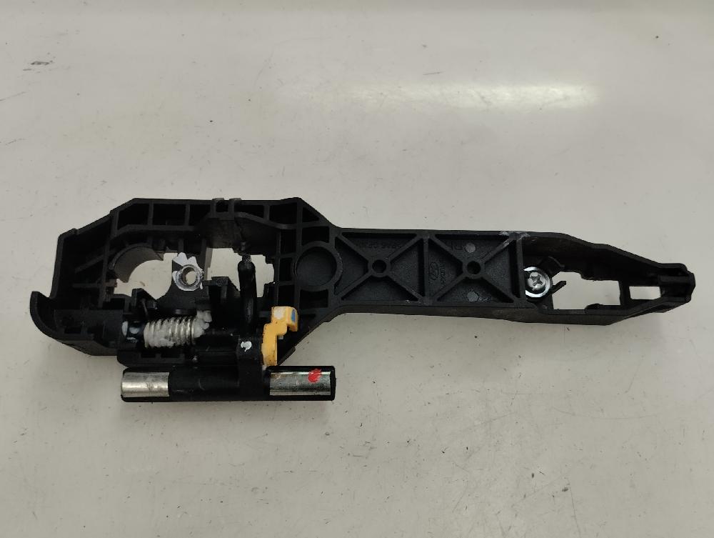 SOPORTE MANETA EXTERIOR PUERTA TRASERA DERECHA HYUNDAI I10 1.3 MT 87CV | 64KW
