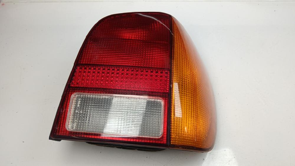 PILOTO TRASERO DERECHO VOLKSWAGEN POLO 1.9 MT 64CV | 47KW