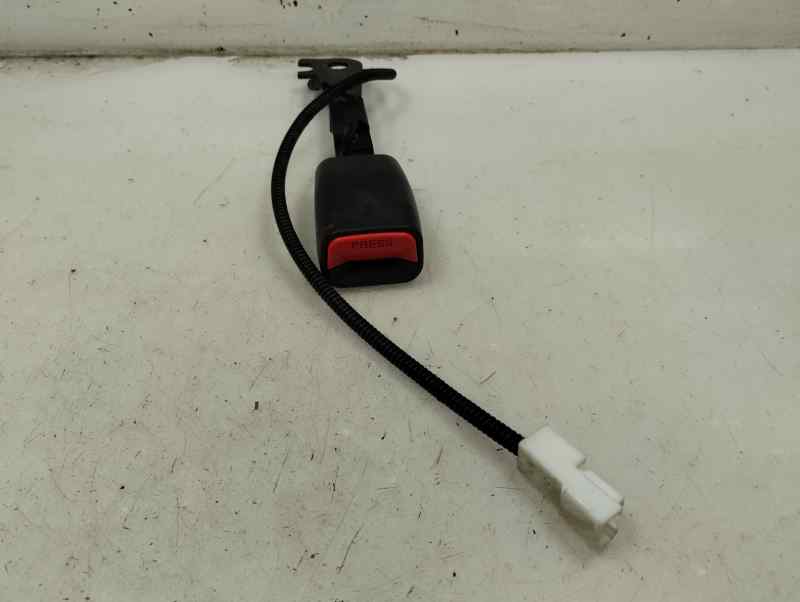 ANCLAJE CINTURON DELANTERO DERECHO HYUNDAI IX35 2.0 CRDI MT 4WD 136CV