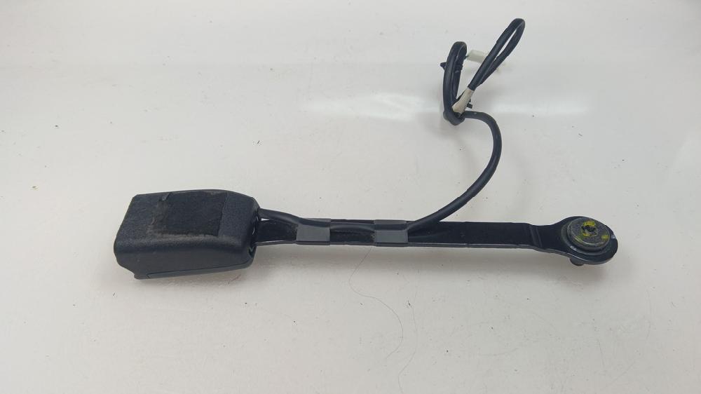 ANCLAJE CINTURON DELANTERO IZQUIERDO NISSAN QASHQAI 1.3 MT 140CV