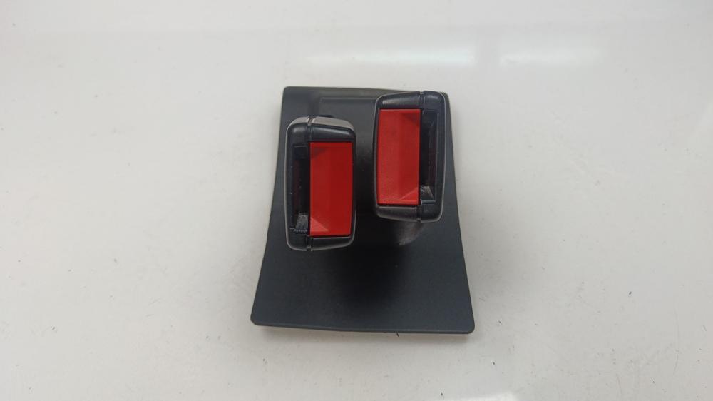 ANCLAJE CINTURON TRASERO DERECHO MINI COOPER 1.6 MT 116CV