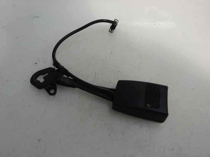 ANCLAJE CINTURON DELANTERO DERECHO AUDI A6 2.0 TDI MT 140CV | 103KW