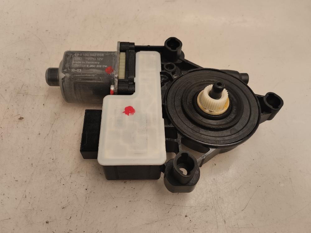 MOTOR ELEVALUNAS TRASERO DERECHO SEAT ARONA 1.6 MT 95CV | 70KW