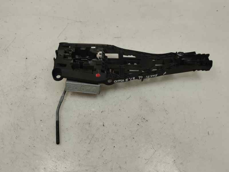 SOPORTE MANETA EXTERIOR PUERTA TRASERA IZQUIERDA OPEL CORSA 1.4 MT 90CV | 66KW