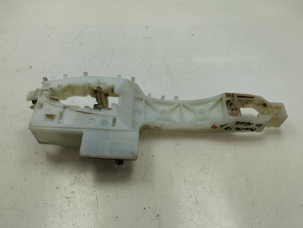 SOPORTE MANETA EXTERIOR DELANTERA IZQUIERDA KIA PICANTO 1.0 MT 67CV | 49KW