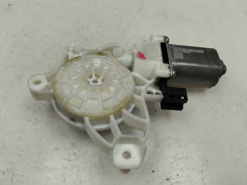 MOTOR ELEVALUNAS DELANTERO IZQUIERDO MERCEDES BENZ CLA 2018 1.5 180 D MT 116CV