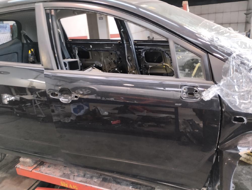 PUERTA DELANTERA DERECHA TOYOTA COROLLA VERSO 1.8 AMT 129CV