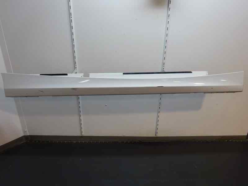 FALDON LATERAL BMW SERIE 1 2.0 118D MT 143CV