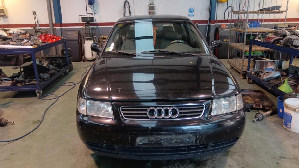 AUDI A3 2000 1.6 MT 101CV | 75KW