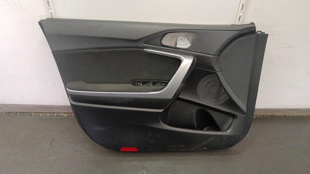 JUEGO ASIENTOS COMPLETO KIA CEED 1.6 CRDI DCT 136CV