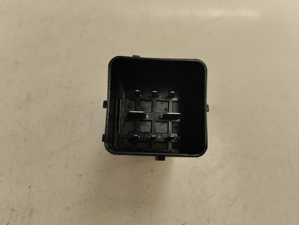 CAJA PRECALENTAMIENTO PEUGEOT 308 1.6 HDI MT 112CV