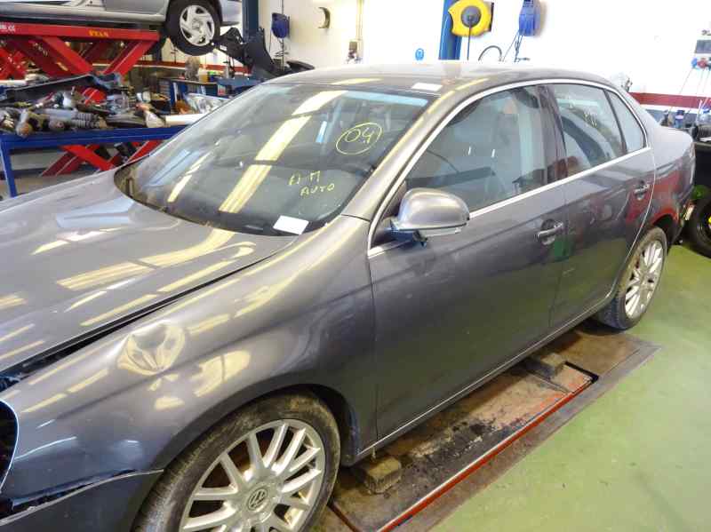 SALPICADERO VOLKSWAGEN JETTA 1.9 TDI BLUEMOTION MT 105CV