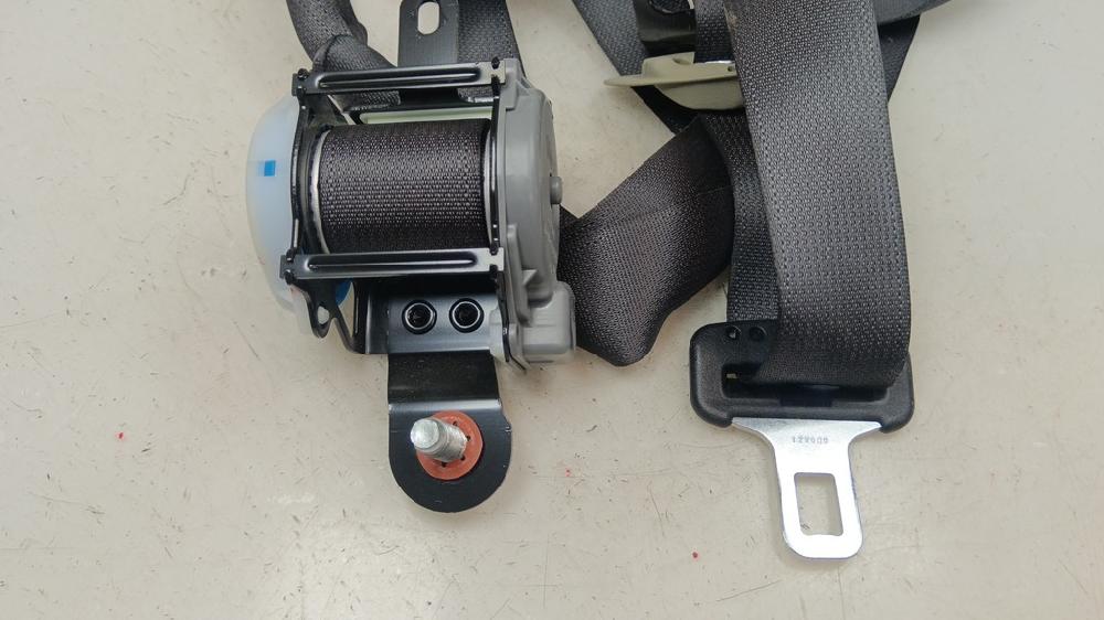 CINTURON SEGURIDAD TRASERO IZQUIERDO KIA CARENS 1.6 MT 135CV | 99KW