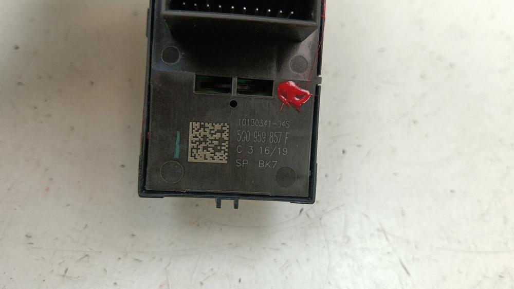 MANDO ELEVALUNAS DELANTERO IZQUIERDO SEAT LEON 1.6 115CV TRANSMISION AUTOMATICA, DIESEL