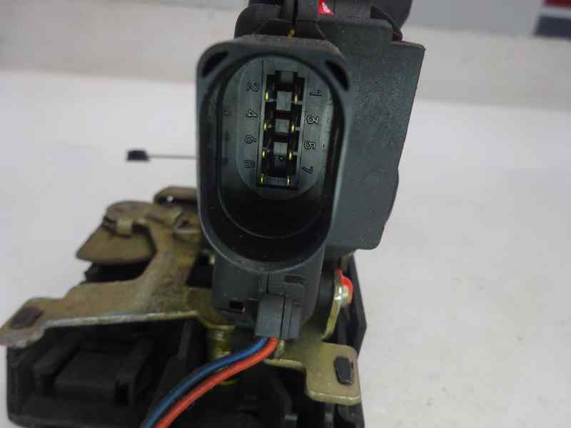 CERRADURA PUERTA DELANTERA DERECHA VOLKSWAGEN GOLF 1.6 TDI MT 105CV