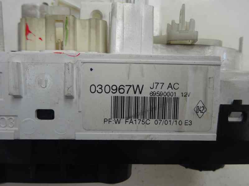 MANDO CALEFACCION AIRE ACONDICIONADO RENAULT CLIO 1.5 DCI MT 85CV
