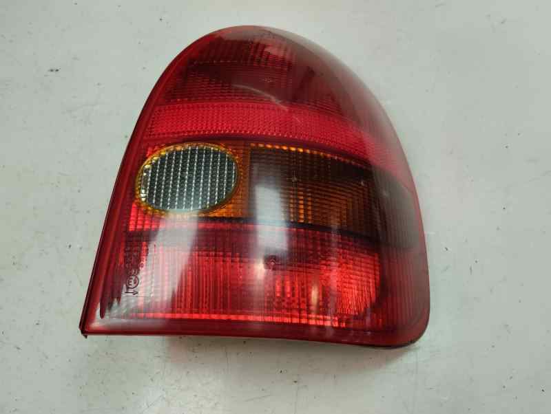PILOTO TRASERO DERECHO OPEL CORSA 1.2I MT 45CV