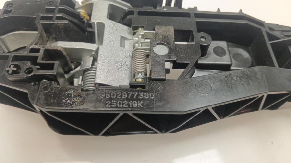 SOPORTE MANETA EXTERIOR PUERTA TRASERA IZQUIERDA CITROEN C4 CACTUS 1.2 MT 110CV | 81KW