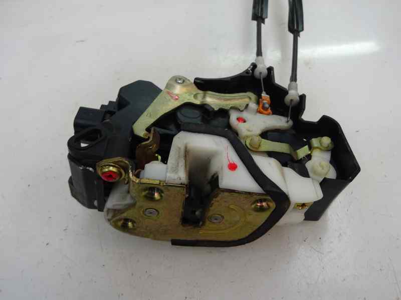 CERRADURA PUERTA DELANTERA DERECHA MITSUBISHI COLT 1.5 MT 95CV | 70KW
