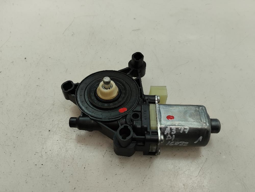MOTOR ELEVALUNAS DELANTERO IZQUIERDO AUDI A3 1.5 MT 150CV | 110KW
