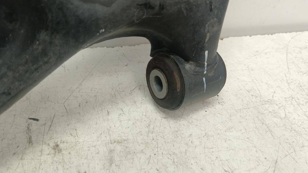 BRAZO SUSPENSION INFERIOR DELANTERO IZQUIERDO KIA CEED 1.6 CRDI DCT 136CV