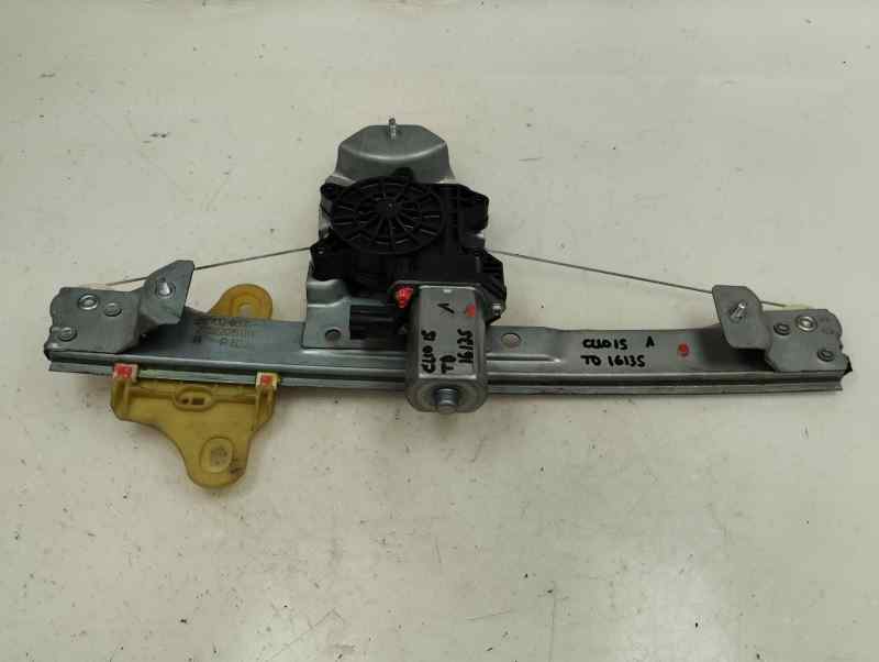 ELEVALUNAS TRASERO DERECHO RENAULT CLIO 0.9 TSE MT 90CV