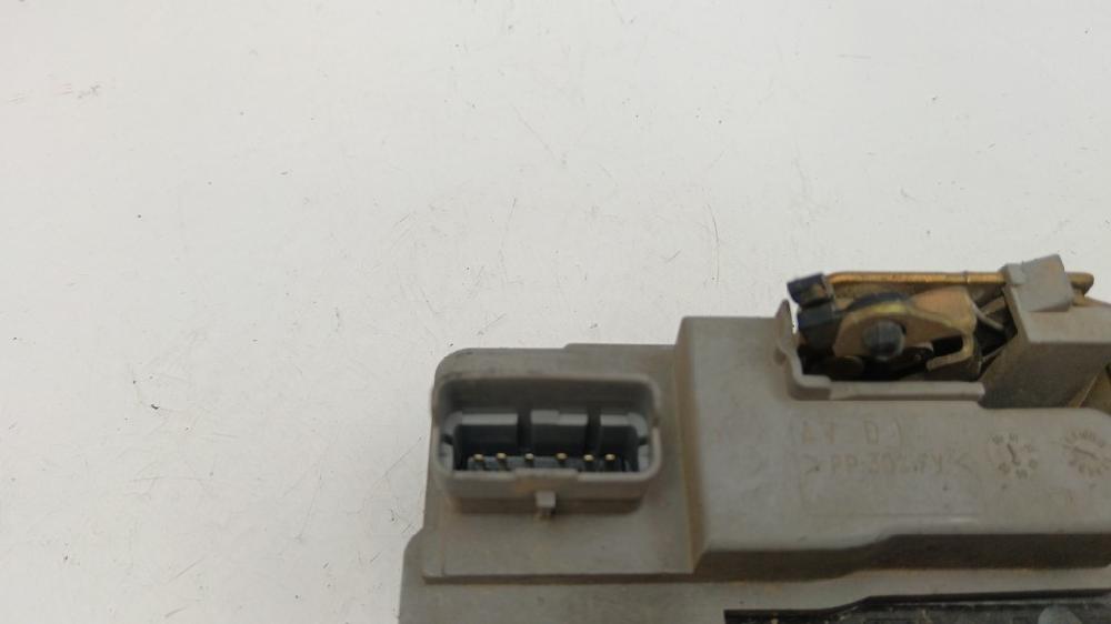 CERRADURA PUERTA DELANTERA DERECHA PEUGEOT 206 1.4 MT 75CV