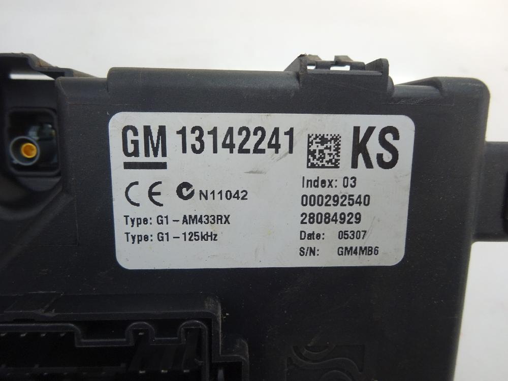 CAJA RELES FUSIBLES OPEL CORSA 1.3 CDTI MT 90CV