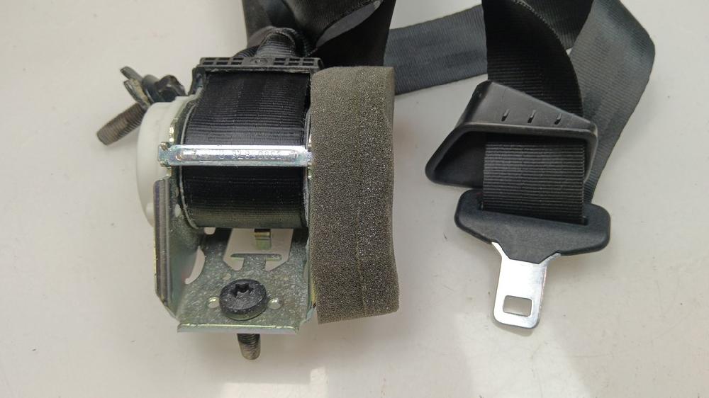CINTURON SEGURIDAD TRASERO DERECHO FORD KUGA 1.5 MT 120CV