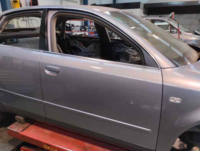 PUERTA DELANTERA DERECHA AUDI A4 2.0 FSI MT 150CV | 110KW