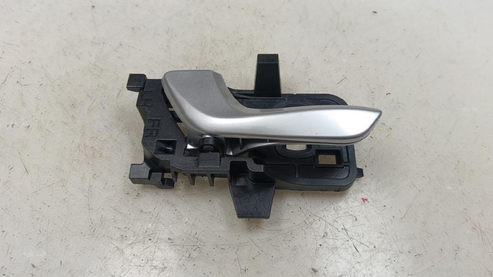 MANETA INTERIOR DELANTERA IZQUIERDA KIA STONIC 1.0 GDI MT 120CV | 88KW