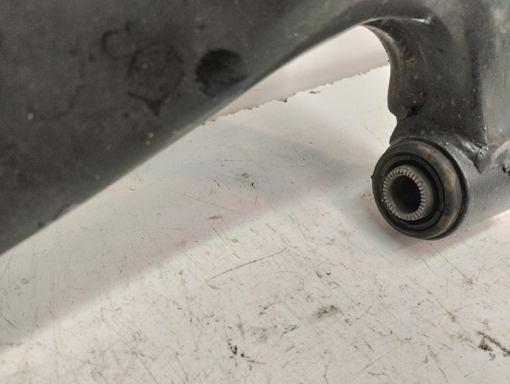BRAZO SUSPENSION INFERIOR DELANTERO IZQUIERDO TOYOTA COROLLA VERSO 1.8 AMT 129CV