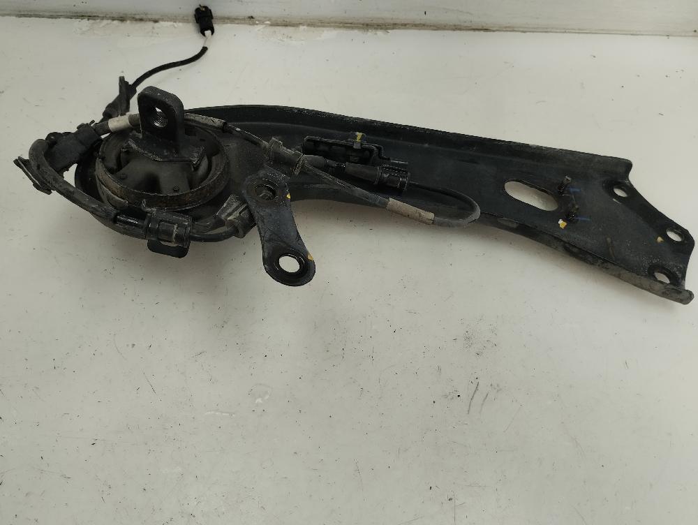BRAZO SUSPENSION INFERIOR TRASERO IZQUIERDO HYUNDAI TUCSON 1.6 MT 132CV