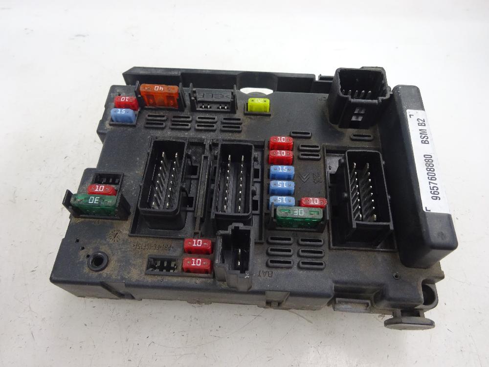 CAJA RELES FUSIBLES PEUGEOT 307 2.0 HDI MT 90CV