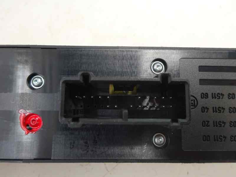 MANDO ELEVALUNAS DELANTERO IZQUIERDO VOLVO S40 2.0 TD MT 136CV