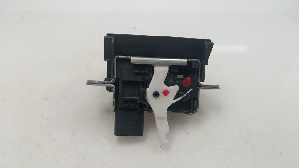 CERRADURA MALETERO PORTON SEAT IBIZA 1.2 MT 90CV | 66KW