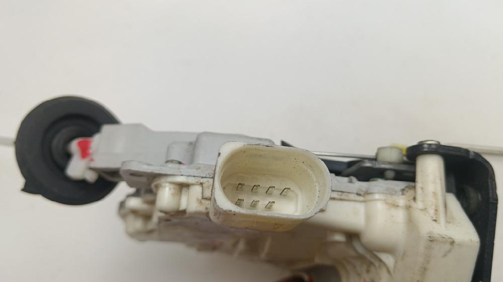 CERRADURA PUERTA DELANTERA DERECHA AUDI A3 2.0 TDI S-TRONIC 140CV