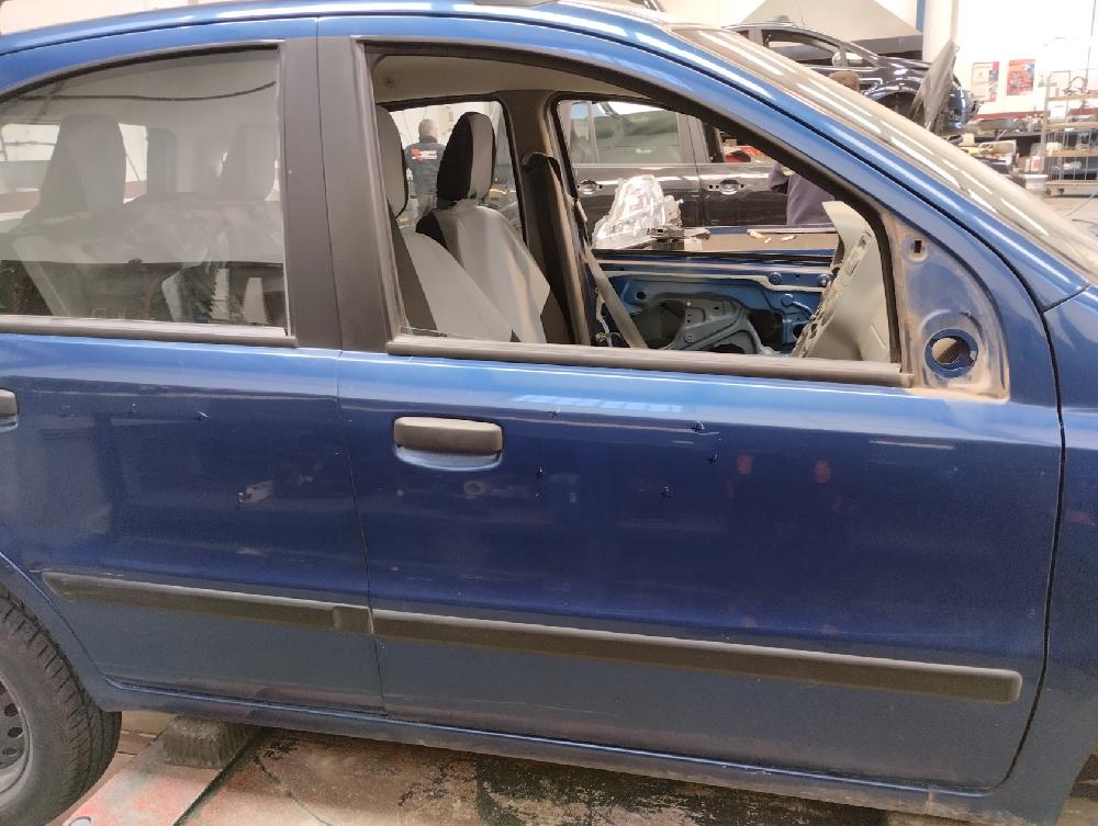 PUERTA DELANTERA DERECHA FIAT PANDA 1.2 AMT 60CV