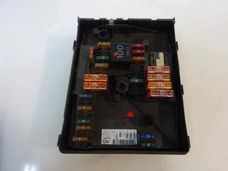 CAJA RELES FUSIBLES VOLKSWAGEN GOLF 1.9 TDI MT 90CV