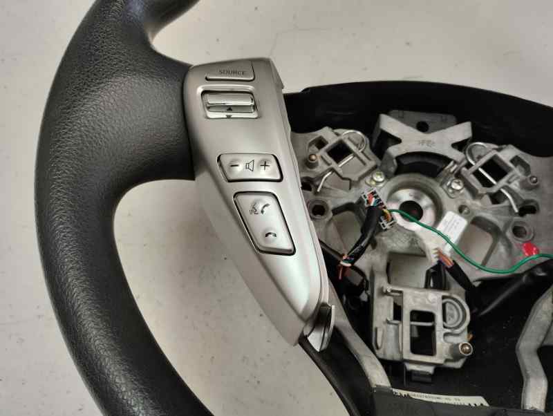 VOLANTE NISSAN NOTE 1.2 MPI MT 80CV