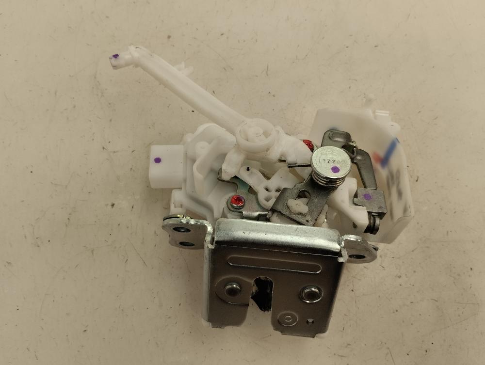CERRADURA MALETERO PORTON MITSUBISHI SPACE STAR 1.2 MT 80CV | 59KW