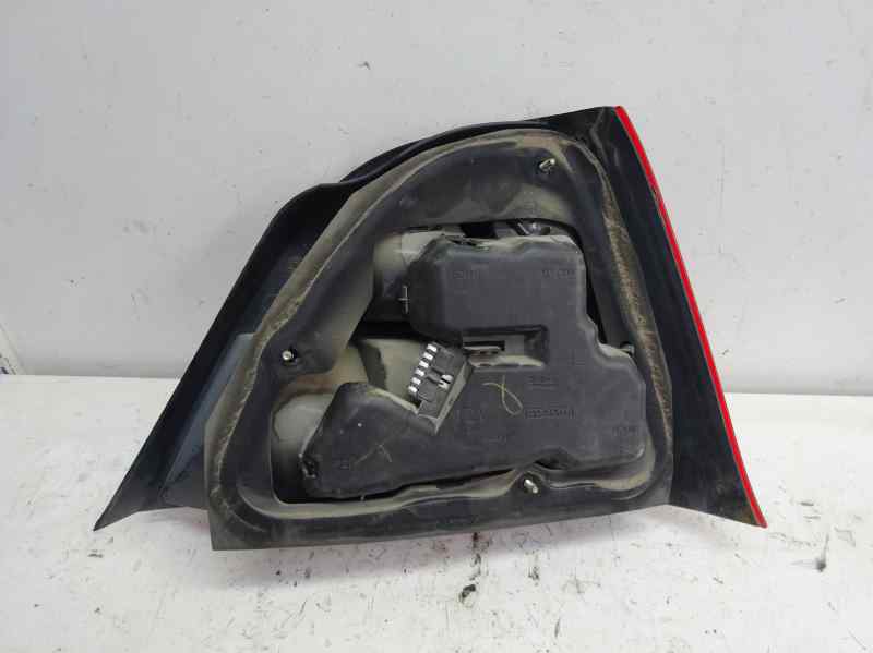 PILOTO TRASERO IZQUIERDO MG ZR 2004 1.8 MT 117CV | 86KW